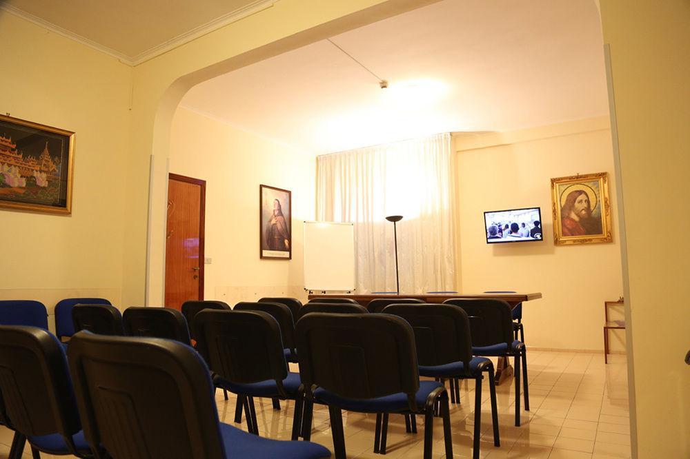 Casa Piccole Ancelle Di Cristo Re Rome