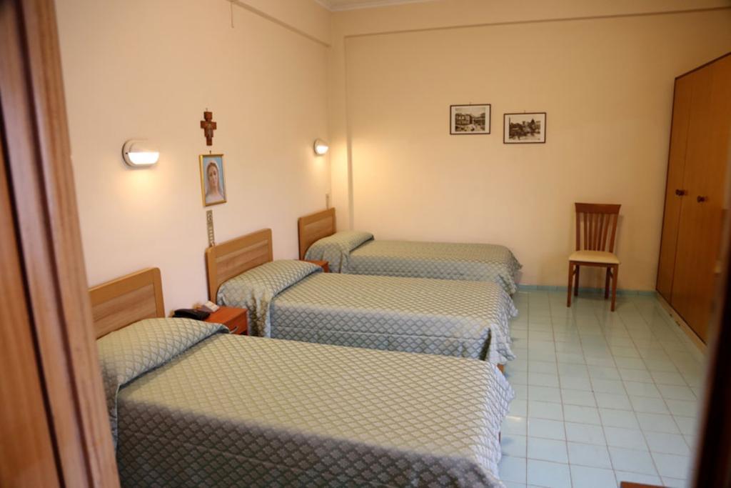 Hotel Casa Piccole Ancelle Di Cristo Re Rome